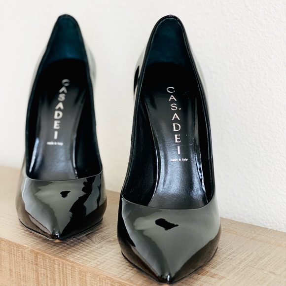 Casadei - Size 6 - Patent Leather Black Pumps - Never Worn - Picture 2 of 4